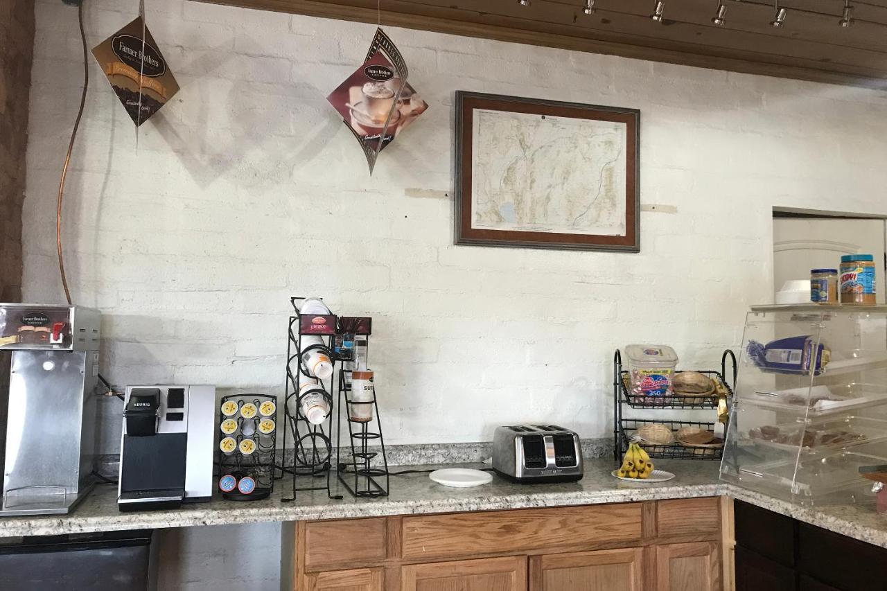 Hotel Lovelock Nv I-80 외부 사진